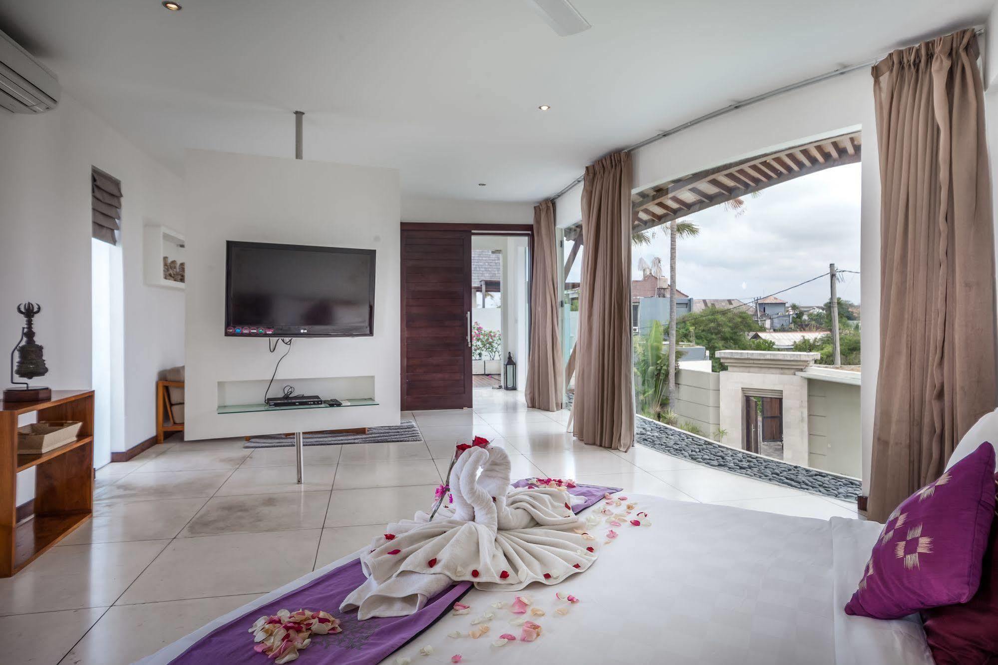 K Villas By Premier Hospitality Asia Seminyak Eksteriør billede